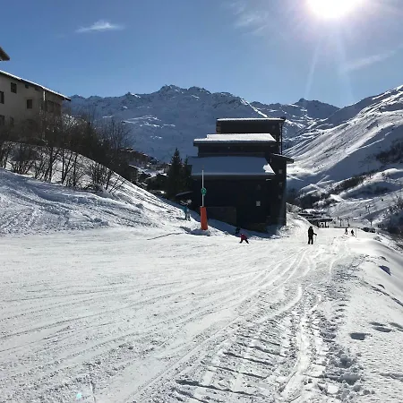 Le Jetay 39 App 6 Personnes Aux Menuires Apartment